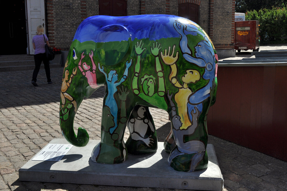 Парад слонов в Копенгагене