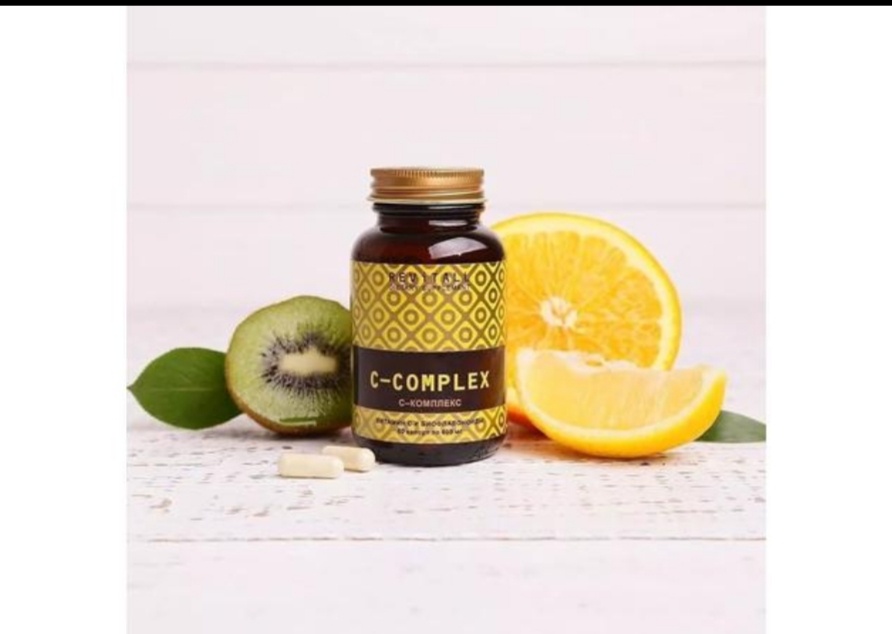 То есть девочки,если у вас часто выпадают волосы,в организме не хватает каких то витаминов,либо у вас не правильное питание.