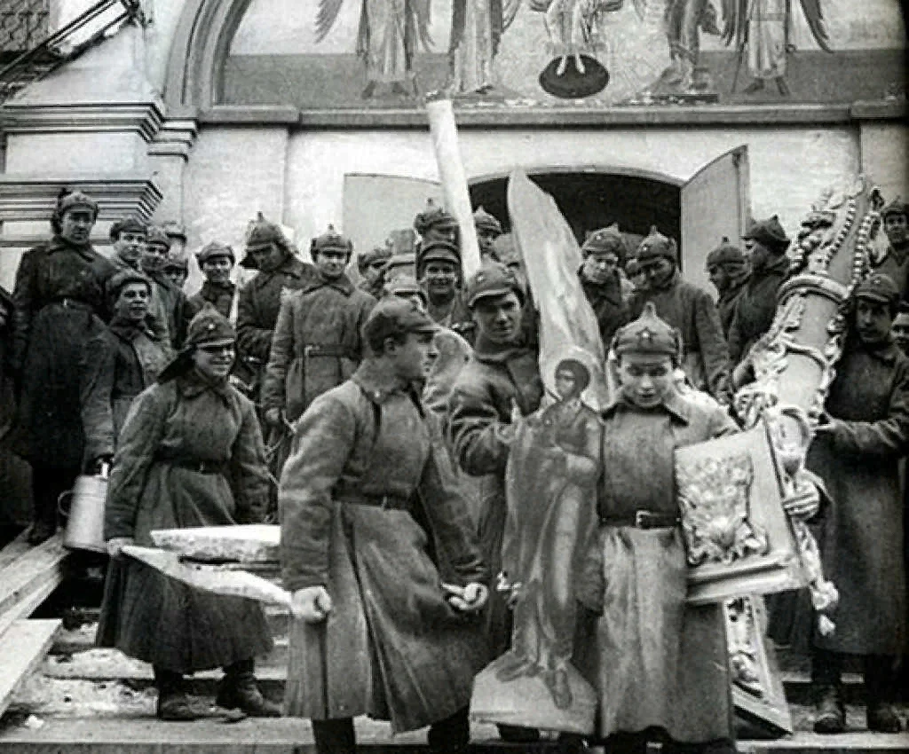 Изъятие церковных ценностей в 1922. Разграбление церквей большевиками в 1917. Шуйское дело 1922 года.