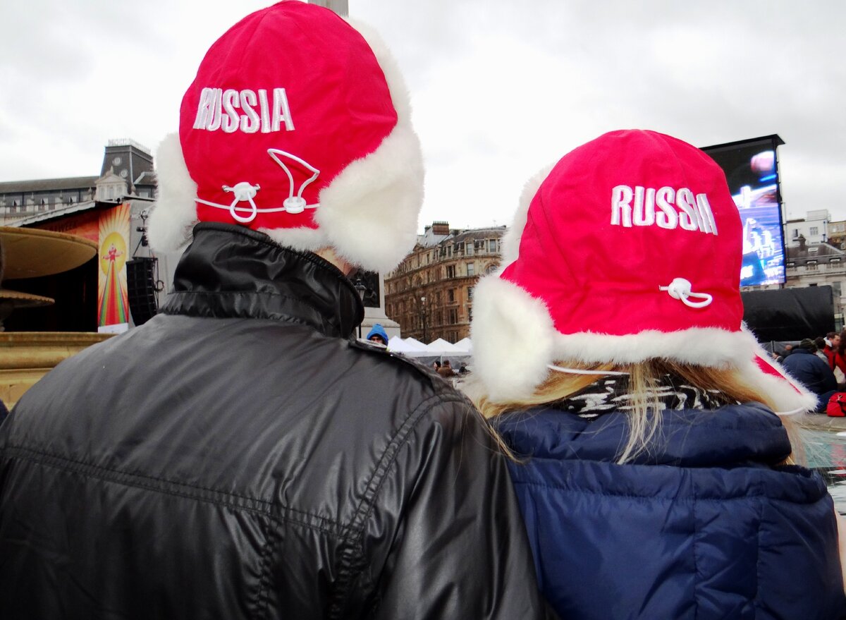 Шапки-ушанки очень популярны в Лондоне