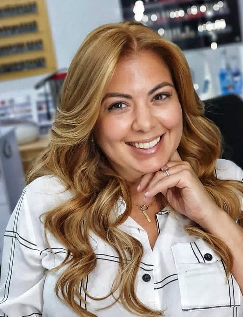 Отличная длина и цвет волос