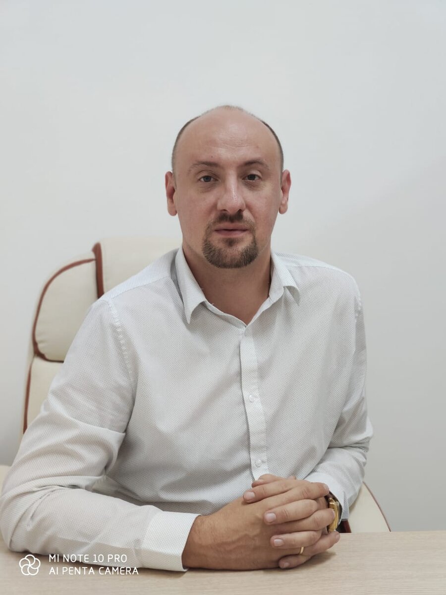 Меня зовут Денис Данилов. Я юрист. Если у вас остались вопросы, обращайтесь! 