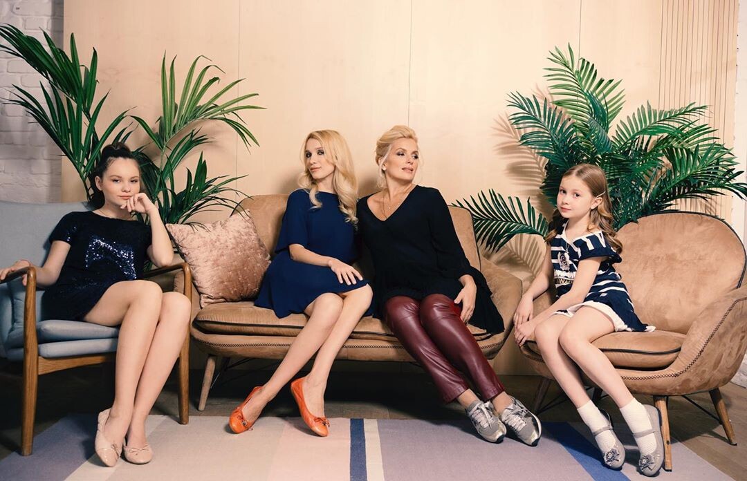 Мария Порошина: четверо дочерей. Фото яндекс картинки