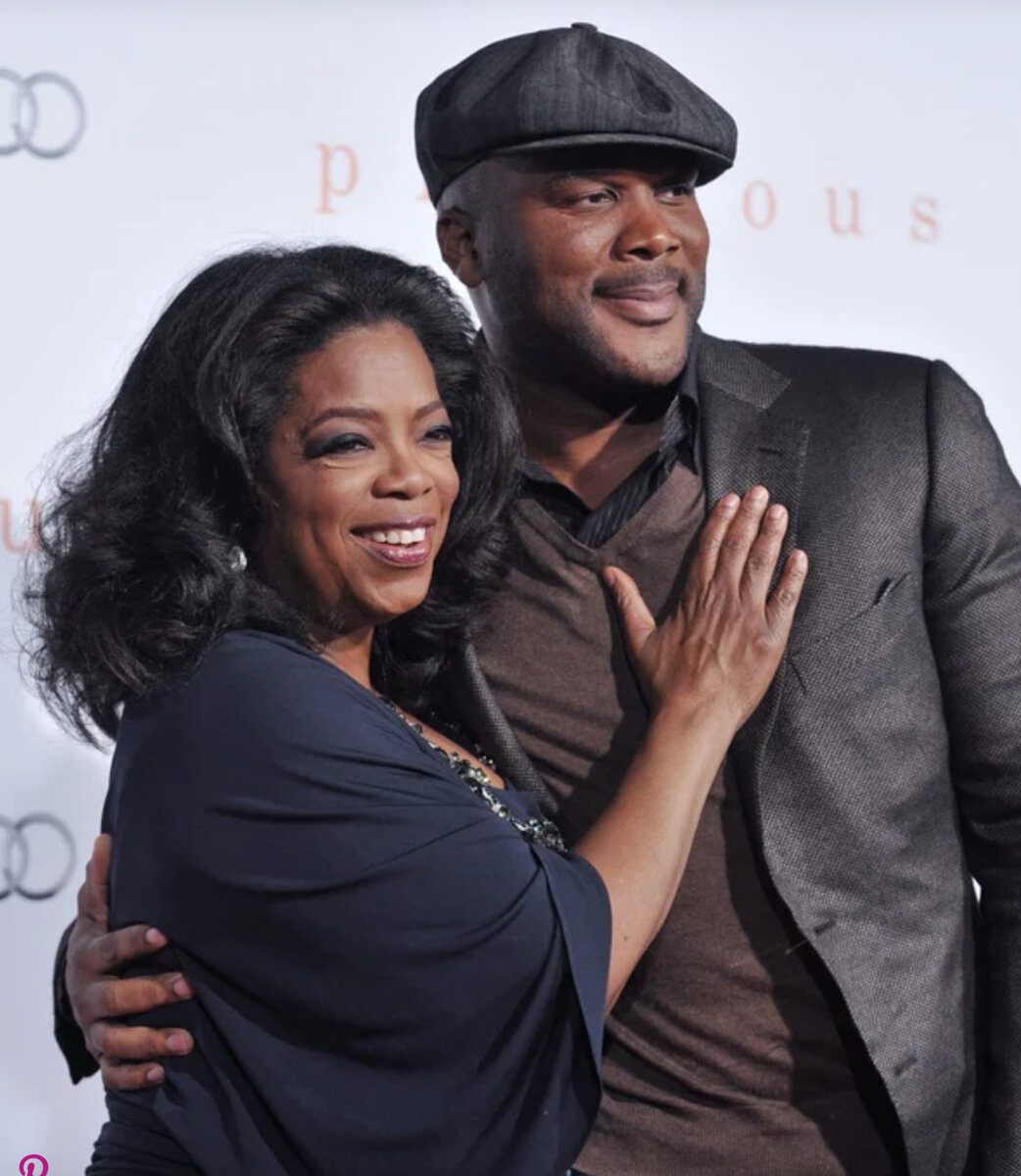 В галерее представлены фотографии Перри Тайлера с Уинфри Опрой, Джанет Джексон, Тараджи П. Хенсон, Сисели Тайсон и Кеке Палмер. Фотографии из открытых источников