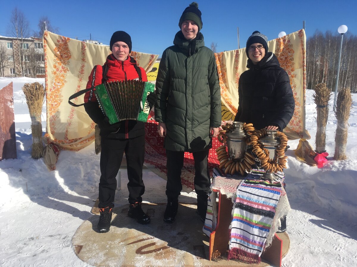 Ученики 9 класса 