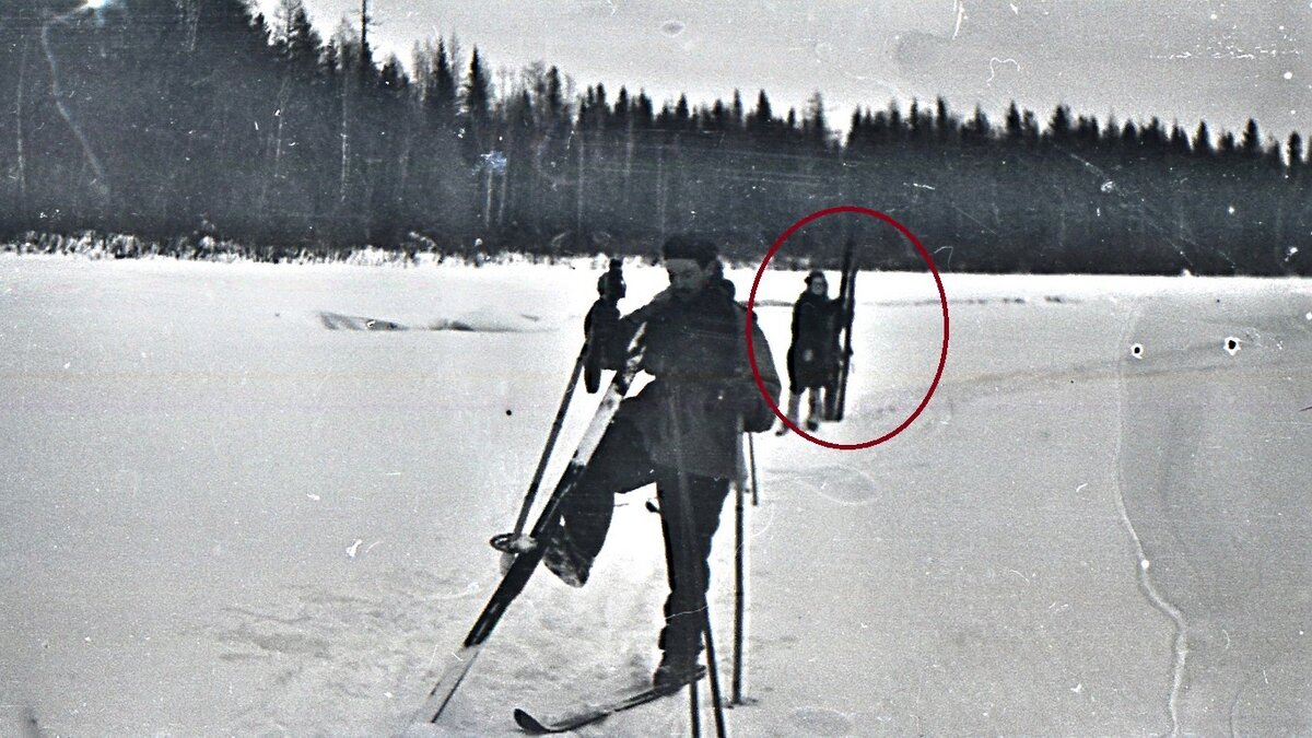 Отстающий лыжник.