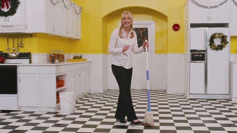 Девушки весной готовы навести блеск везде, ради этого могут даже швабру новую придумать, как героиня фильма "Джой" :) 