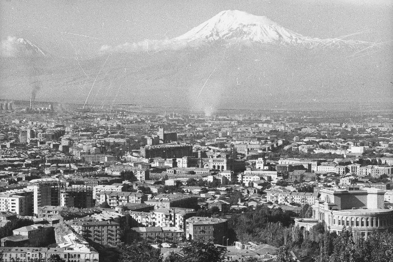 Ереван и гора Арарат. Всеволод Тарасевич.1960-е, МАММ/МДФ