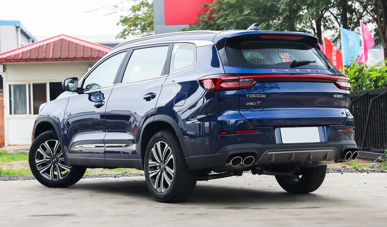 На фото: Кроссовер Chery Tiggo 8