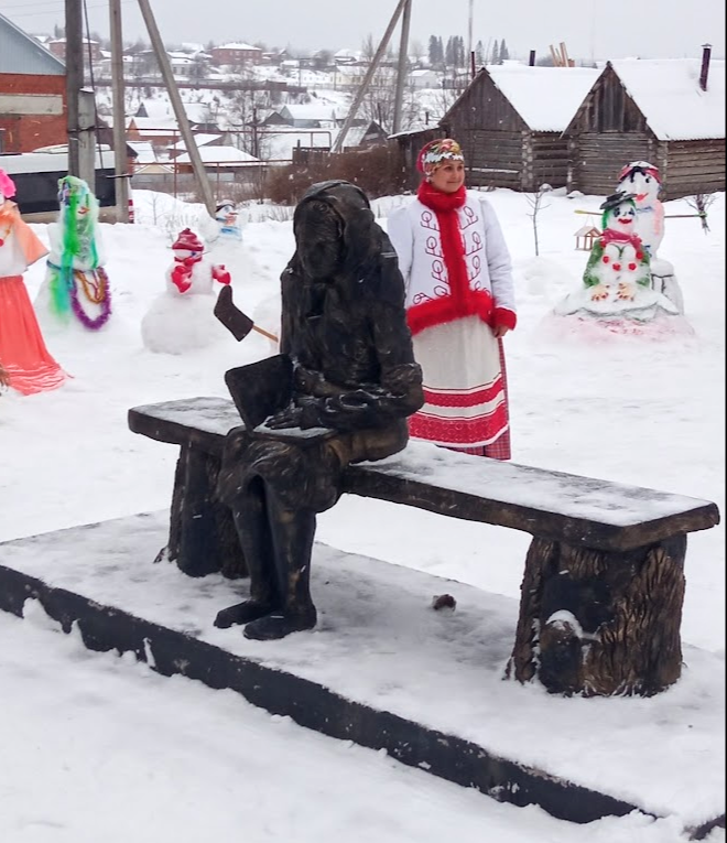 Хочется присесть на лавочку!