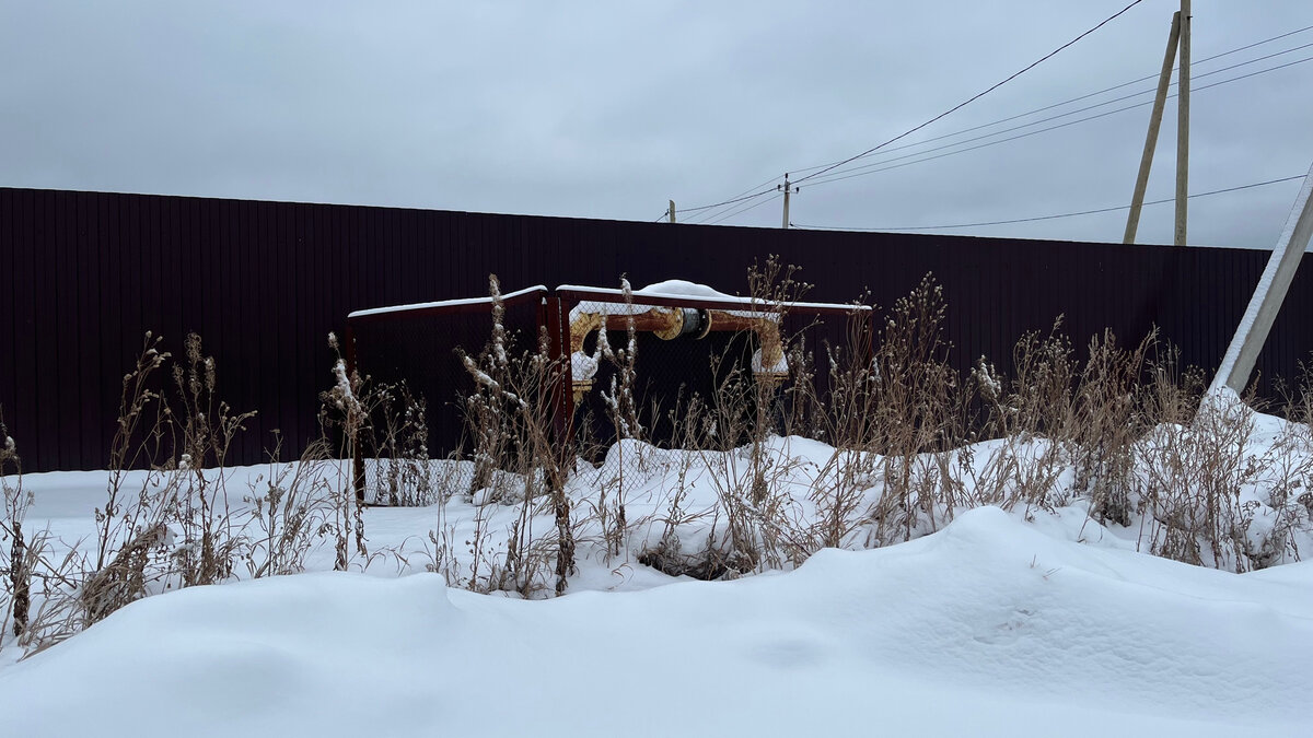 Газовая труба по которой вряд ли когда-то пойдет газ) 