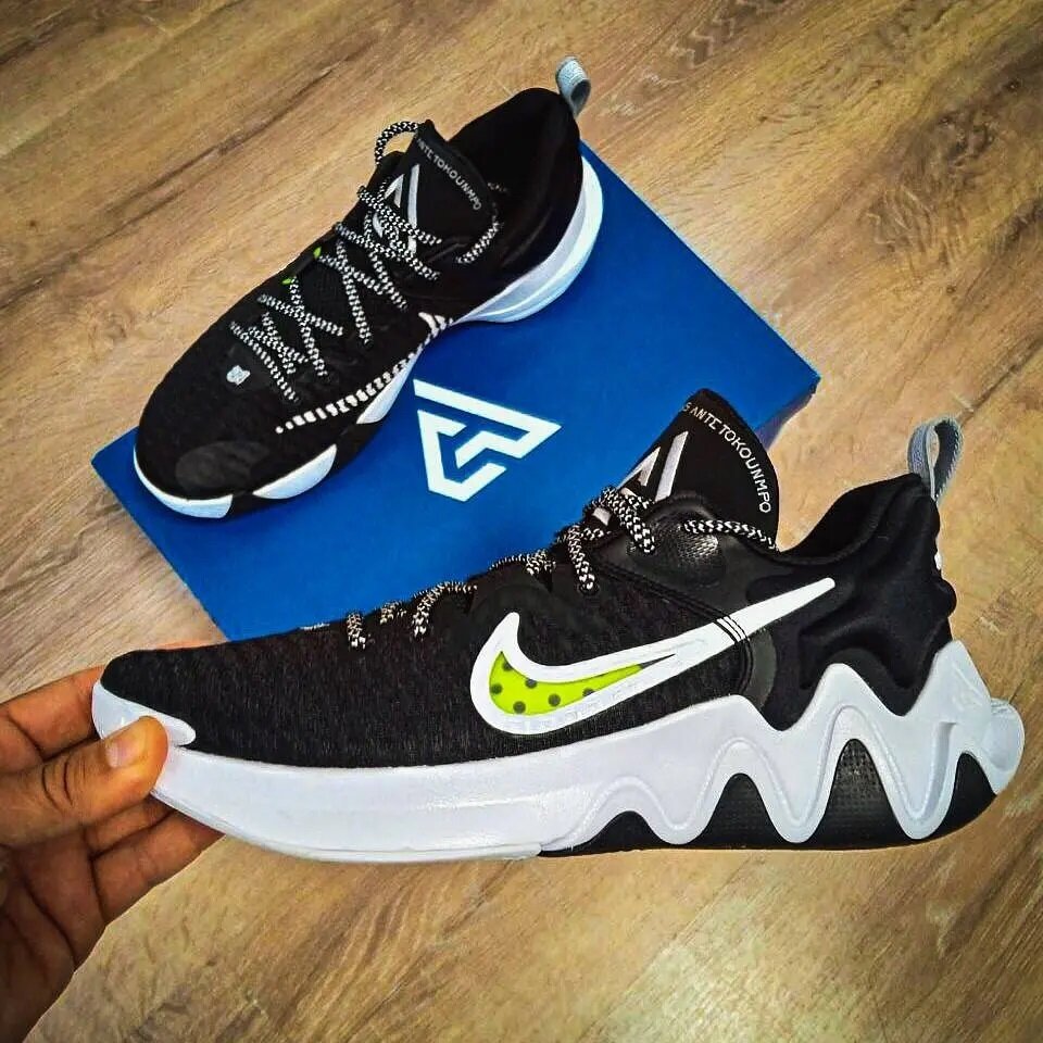 Nike Giannis Immortality 