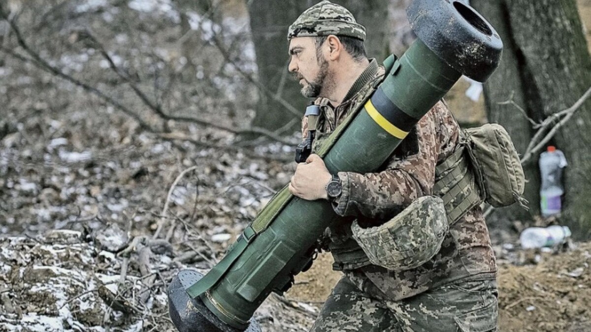 Боевые действия лишены какой-либо оперативно-тактической целесообразности и нацелены лишь на нанесение максимально возможного урона российским частям и мирным жителям восточных областей.