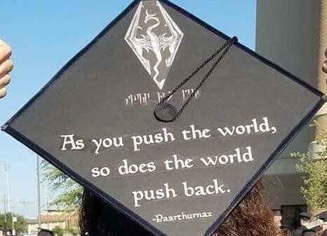 Чем больше вы толкайте мир,тем больше мир отталкиваться от вас-Партурнакс