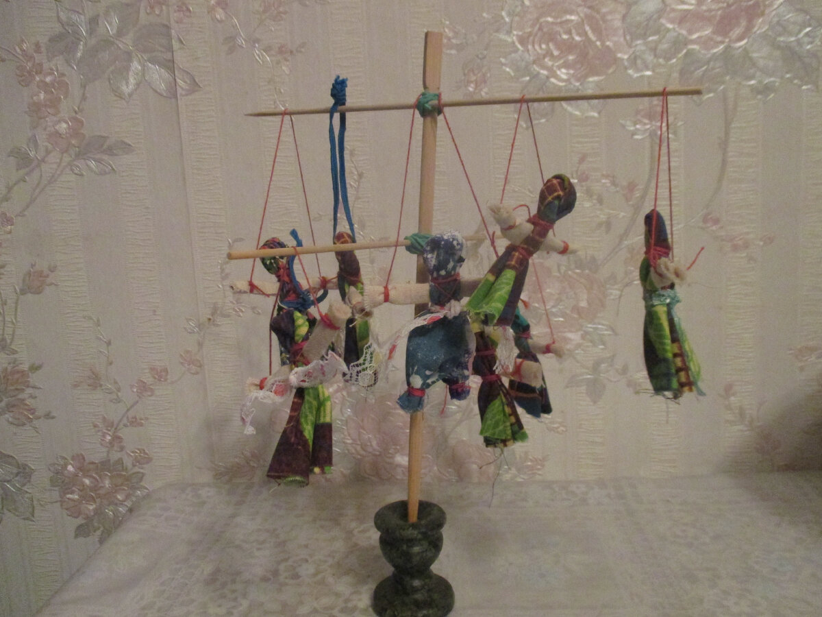 Те самые Кувадки. Дети за 15 минут успевали и себе сделать, а некоторые и мне для демонстрации 