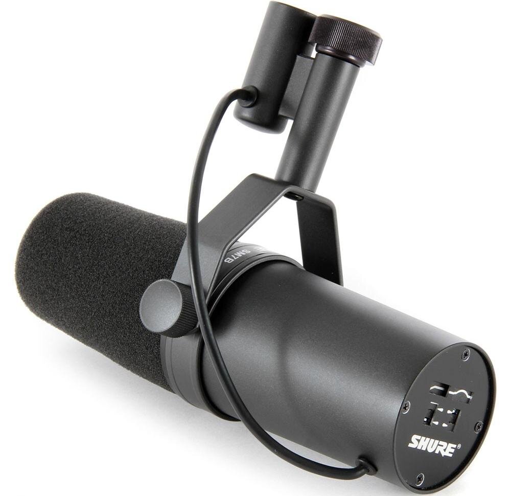 SHURE SM7B (39000 рублей)