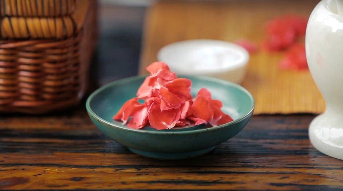 Фото с Youtube канала 梦诗Nicole