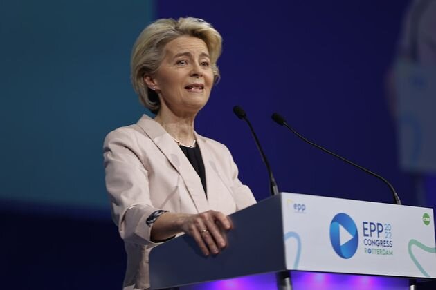    Урсула фон дер Ляйен (cc) European People's Party