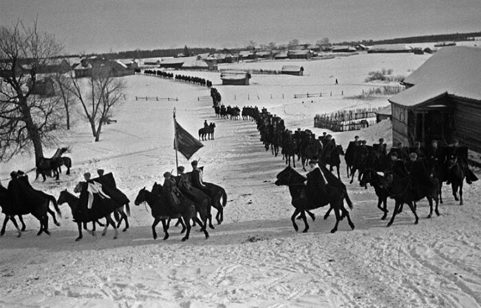 Выдвижение штаба кавалерийской дивизии.  фото 1941