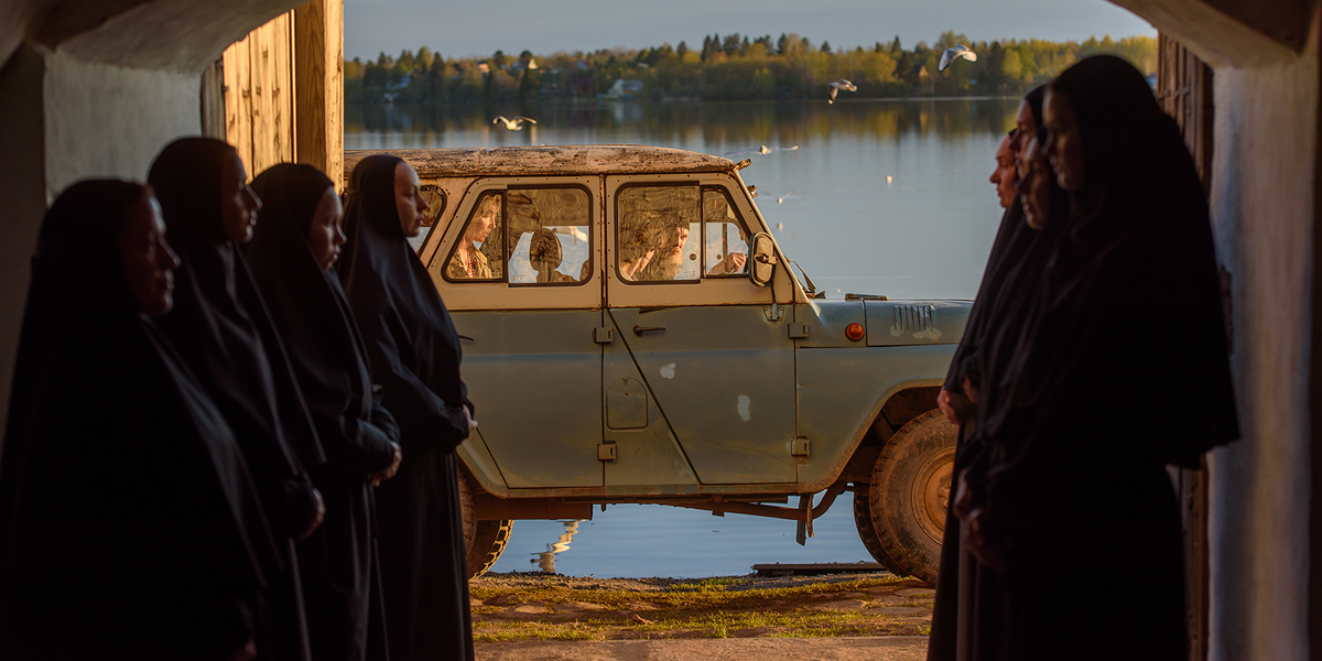 Филипп Янковский в роли Варсонофия на кадре из сериала «Монастырь»