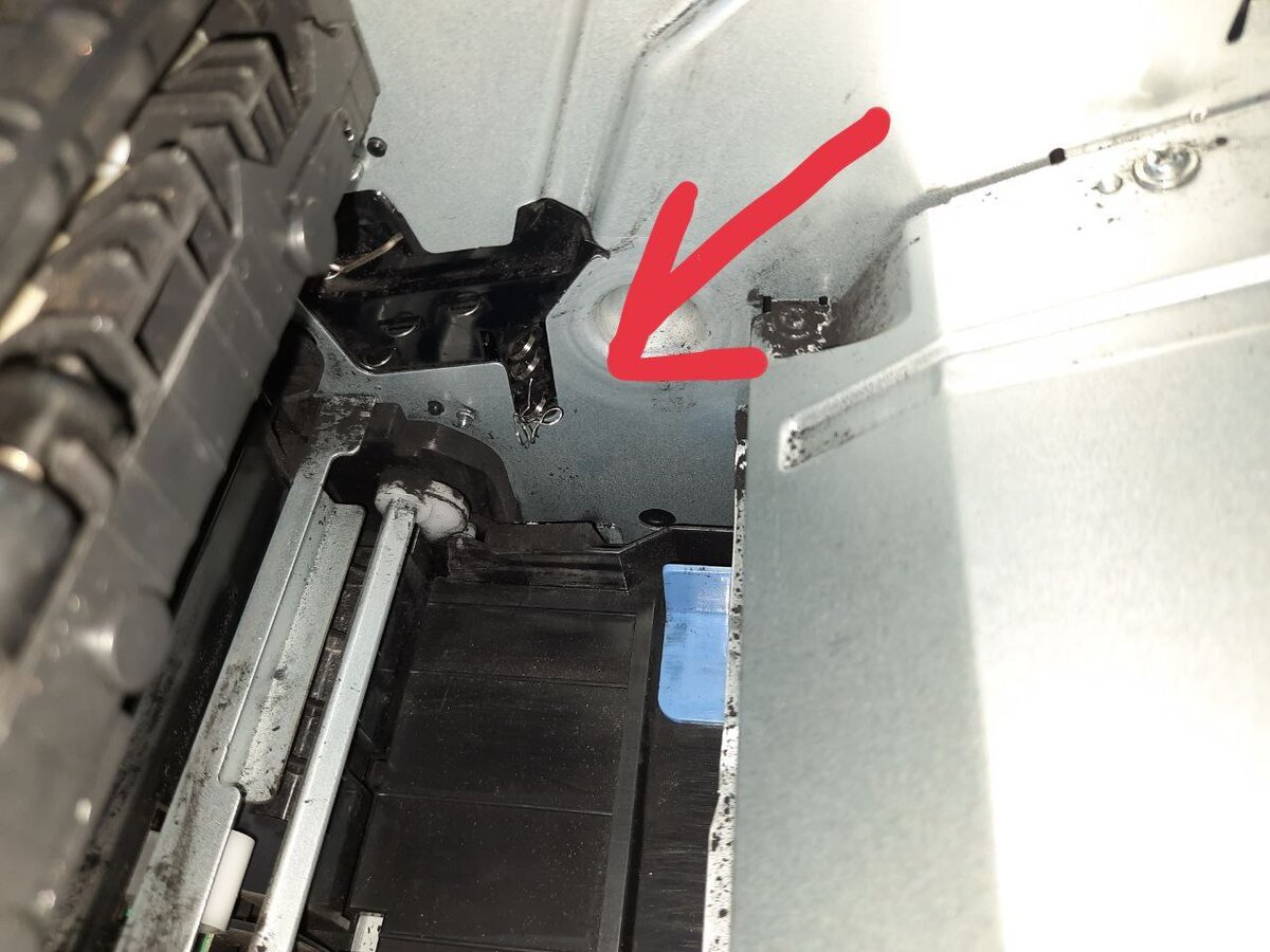 Изуродованный контакт принтера Pantum P2207