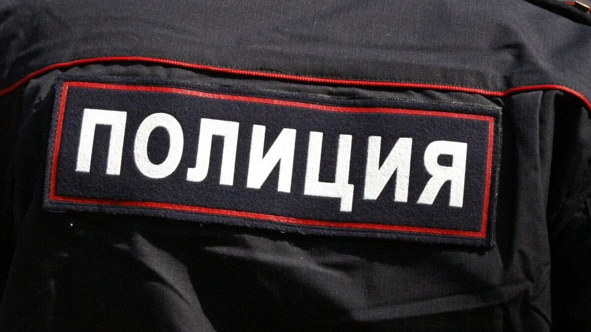     Сразу пятеро жителей республики попались на уловки аферистов, рассказали в пресс-службе регионального МВД.