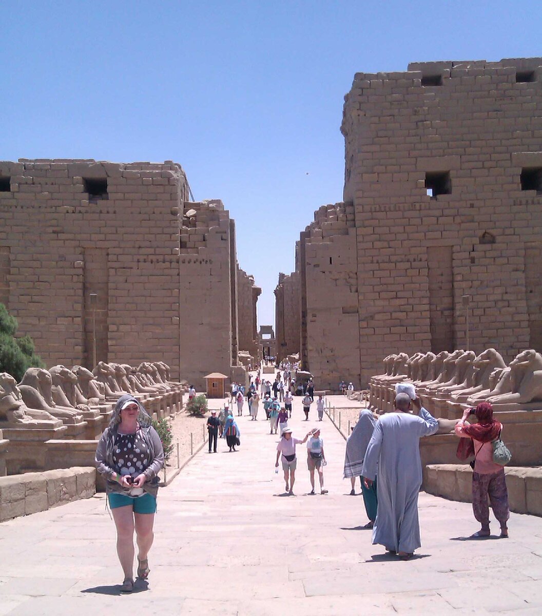 "Аллея Сфинксов".