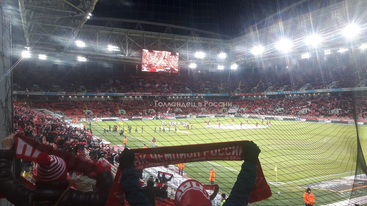 Футболист из Голландии Квинси Промес забил гол в матче Спартак - Краснодар. И получает зарплату в Спартаке 3,5 миллиона евро в сезон. Даже для Голландии это многовато. Фото: из личного архива