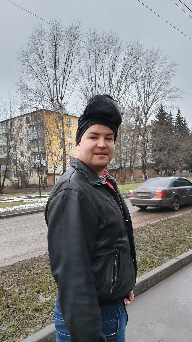 Это фотка "До". Снято зимой 2020. Вешу тут 103 кг.