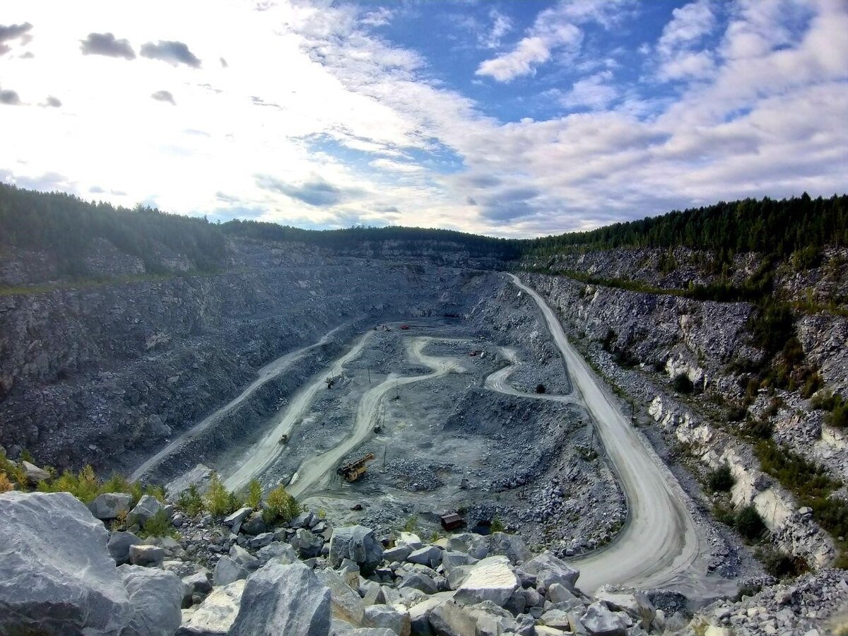 Гранитный карьер п. Северка