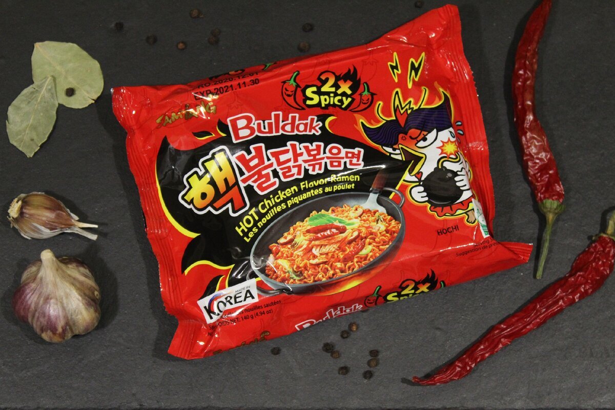 самый острый рамен в мире. самая острая лапша в мире. самый острый рамен в мире. рамен super spicy. самая острая корейская лапша быстрого приготовления.