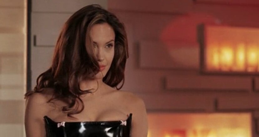 Подборка лучших фильмов с Анджелиной Джоли