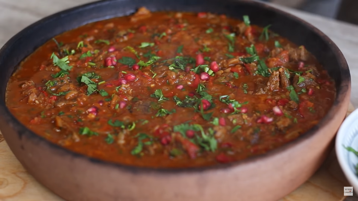 фото с канала  КУХНЯ С АКЦЕНТОМ