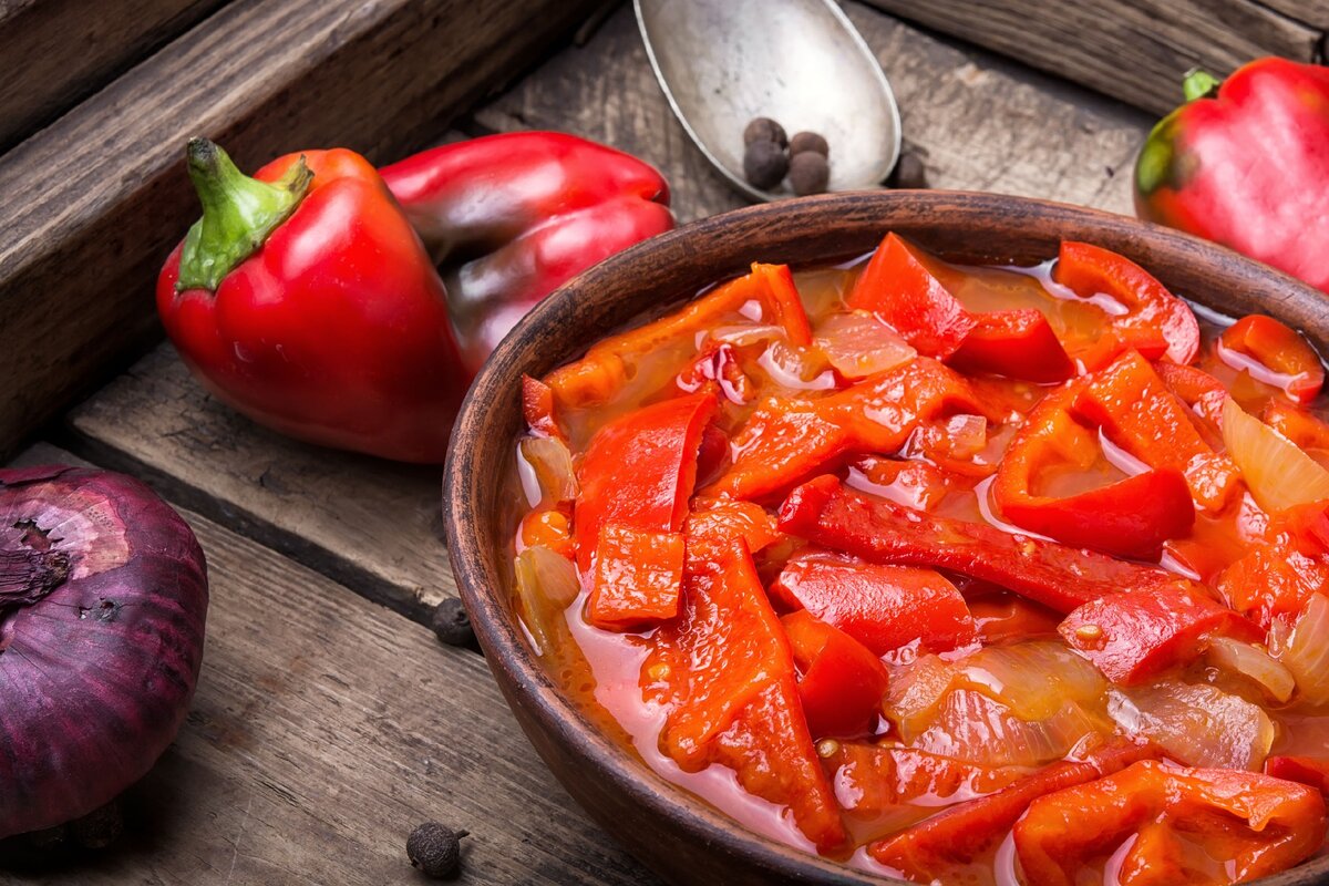 Лечо из болгарского перца с томатной пастой | Как приготовить на manikyrsha.ru