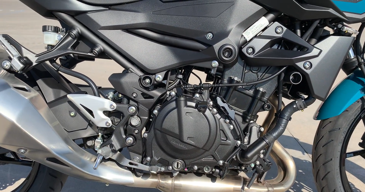 Рядный двухцилиндровый мотор