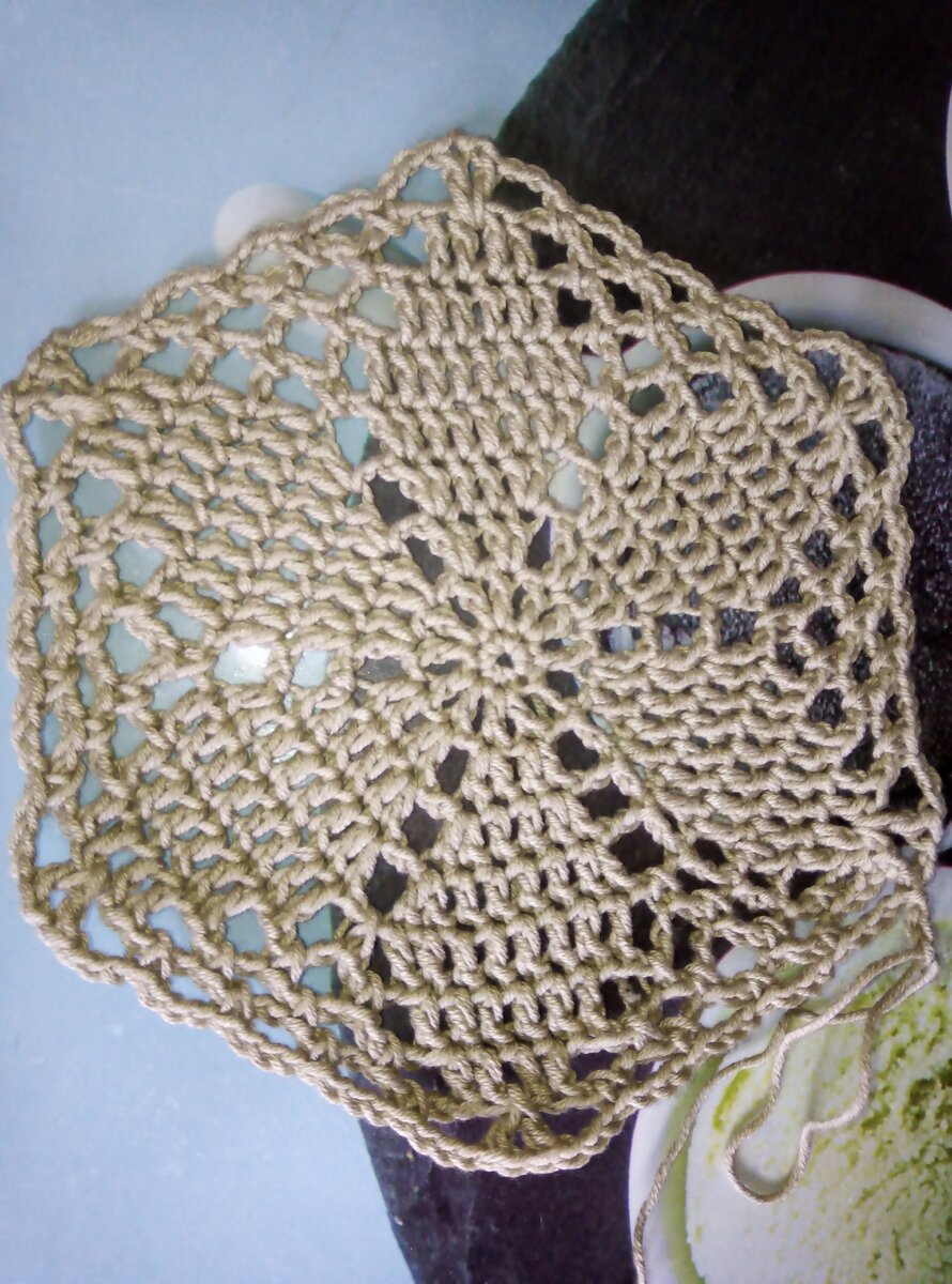 Круглый мотив крючком