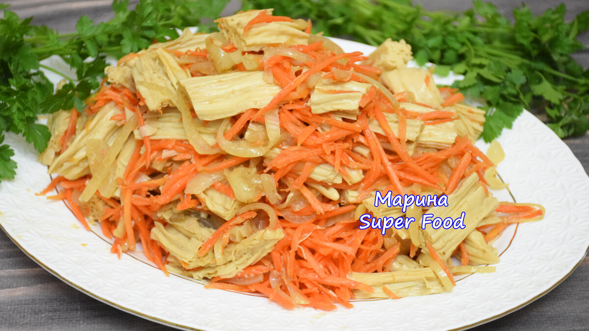 Домашний салат будет вкуснее магазинного и дешевле.