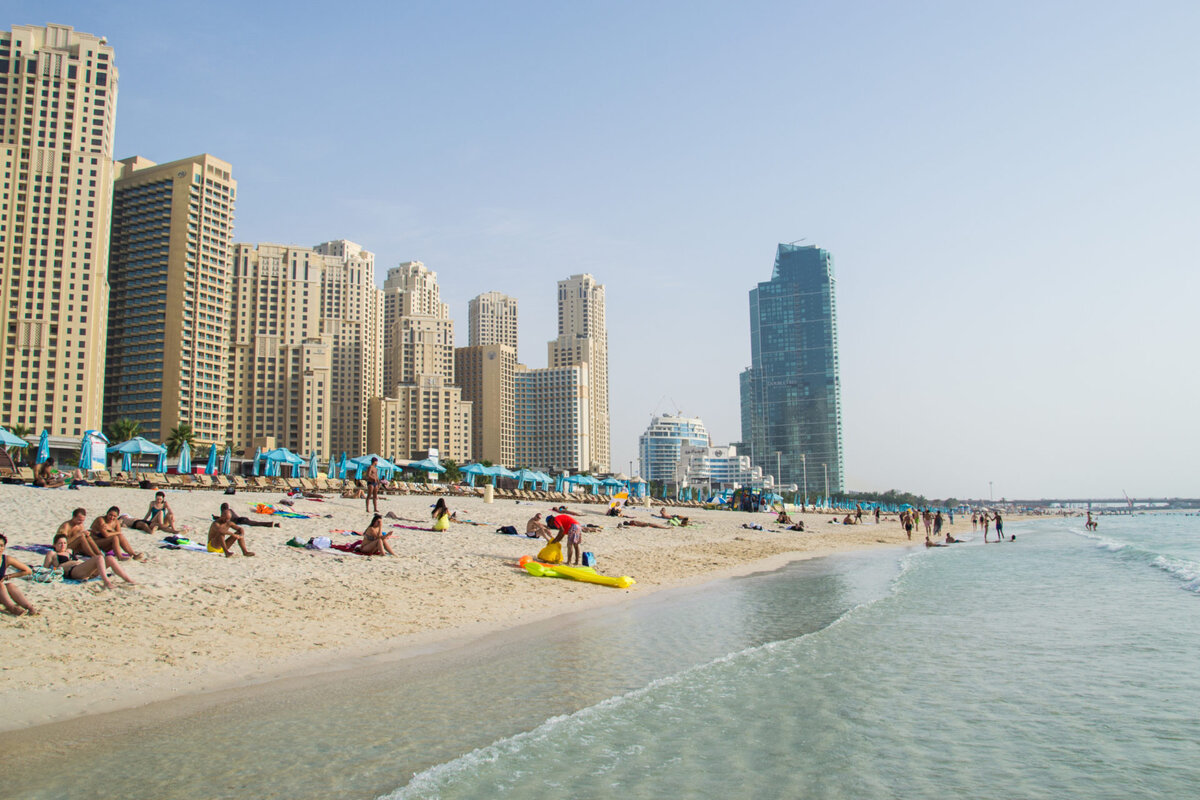 Пляж в Дубае JBR