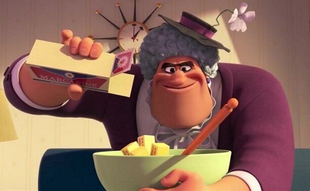 Только детское воображение может нарисовать такую нянечку-бабайку. 