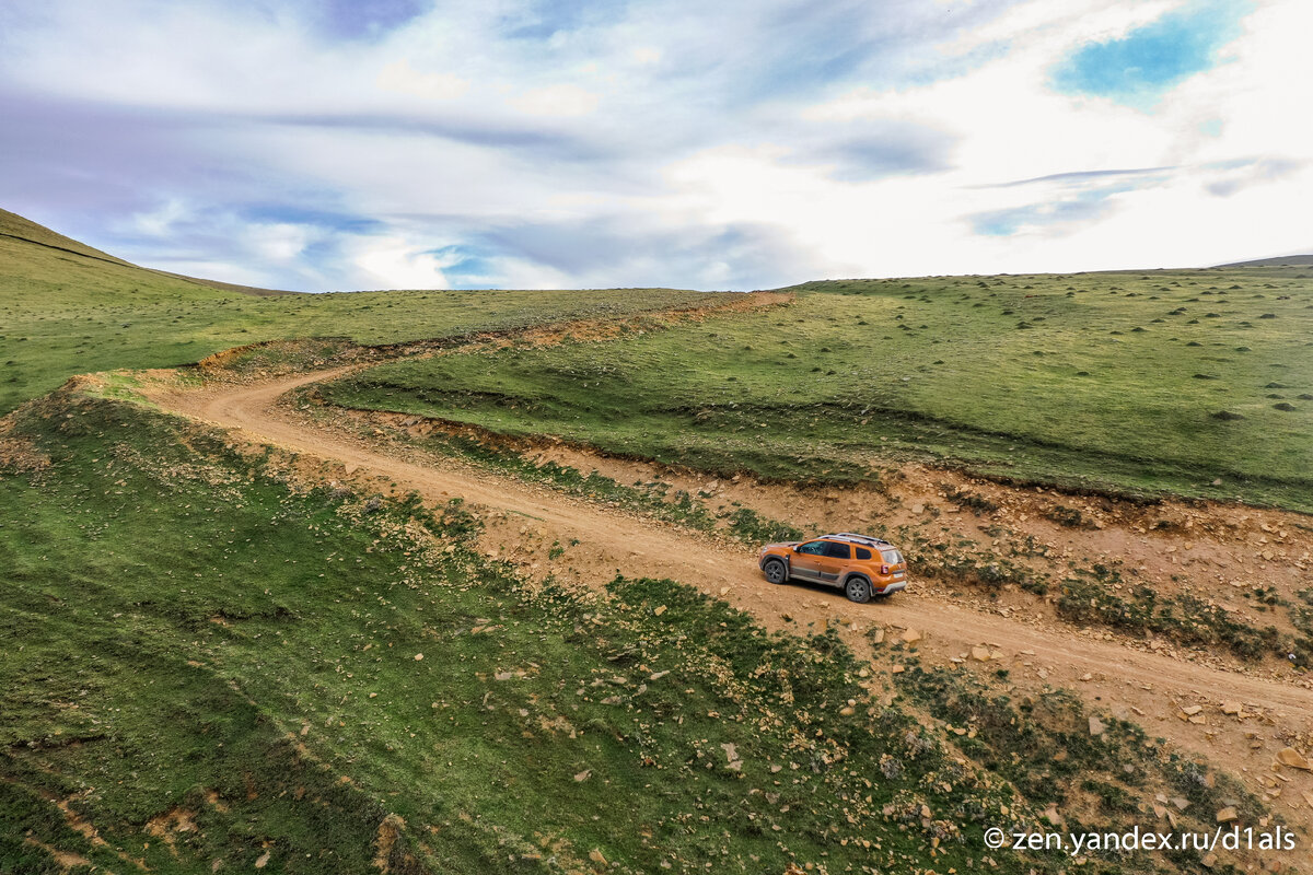 А так ли круто едет новый Рено Дастер 2021 и делает даже "джипы ...