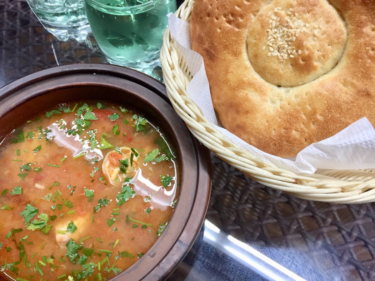 Дагестанская кухня. Таба блюдо Дагестан. Сургут Дагестанская Дагестанская кухня. Блюда Дагестанской кухни список с фото. Кухня в Дагестане на Южном.