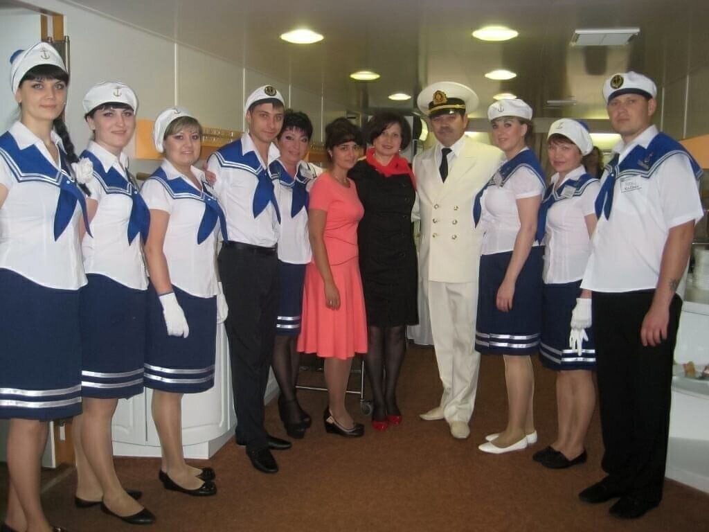 Теплоход «Иван Бунин» – люди, которые любят и знают свое дело! 