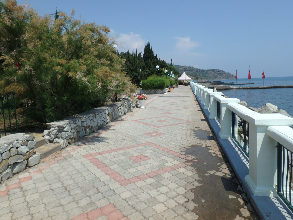 Набережная поселка Сатера 