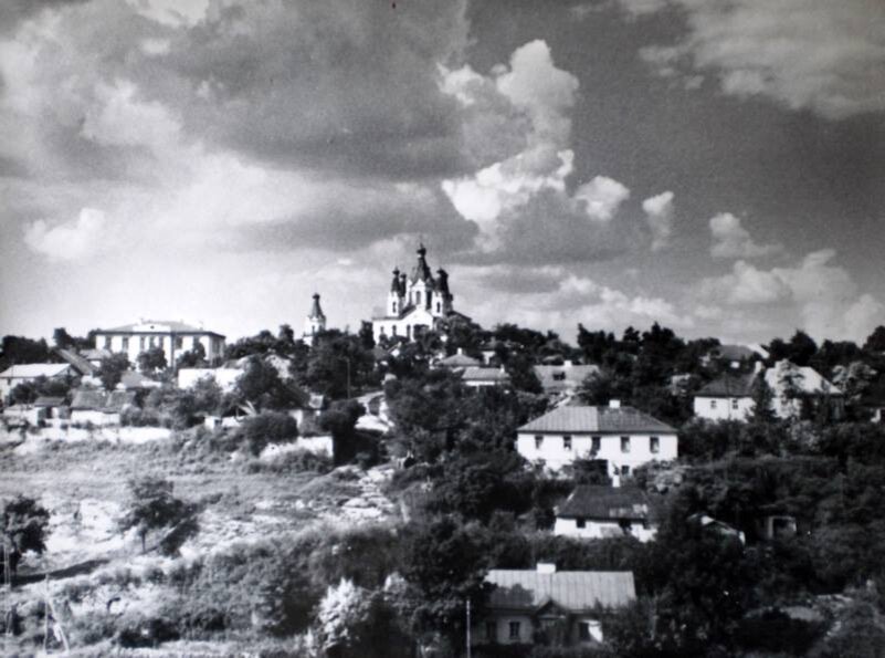 Каменец-Подольский, Старый город. Вид на Георгиевскую церковь. Фото из личного архива (60-70-е годы)