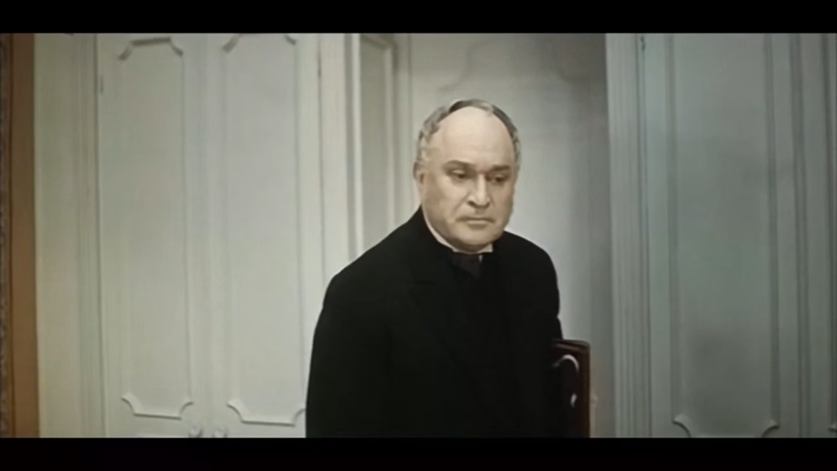 Николай Гриценко в роли Каренина. Кадр из фильма 1967 года