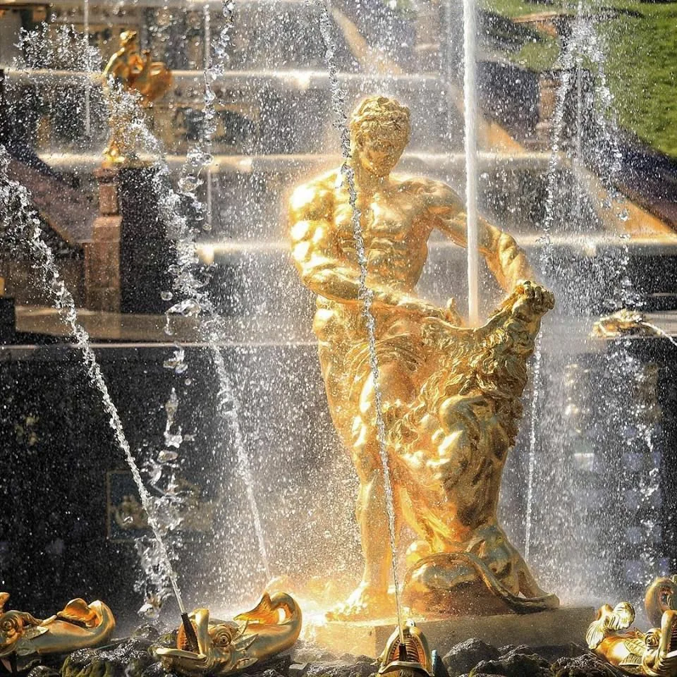 Петергоф, золотой каскад 