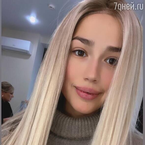    Алина Загитова Соцсети