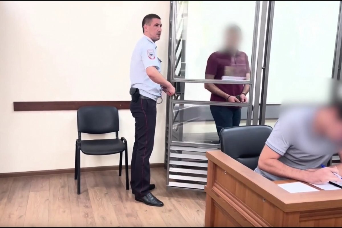    В Краснодаре адвокат арестован за мошенничество с домом в Геленджике