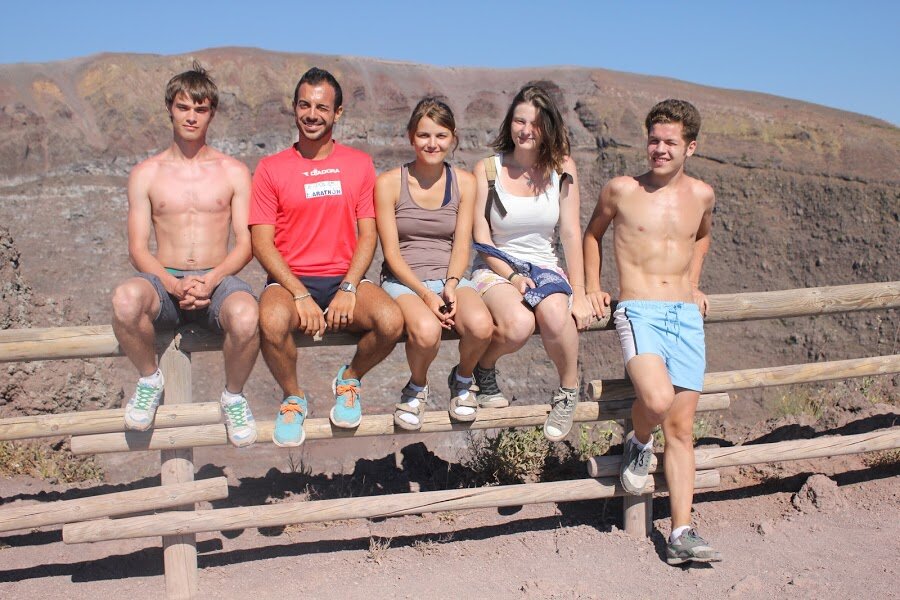 Влад, Роберто, Маша, Ксюша, Петя. Помпеи. Везувий. 2012 год.