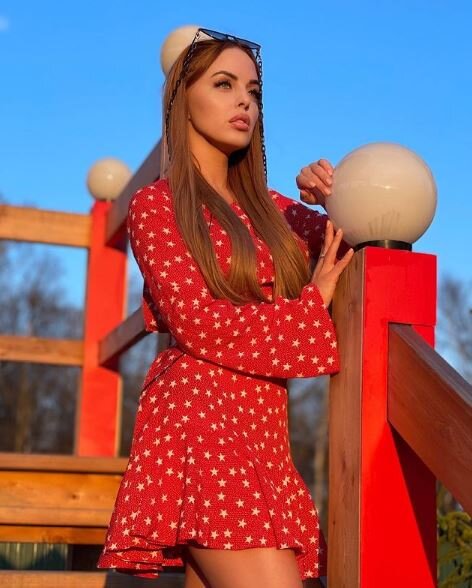 Юля Ефременкова (фото из Instagram) 